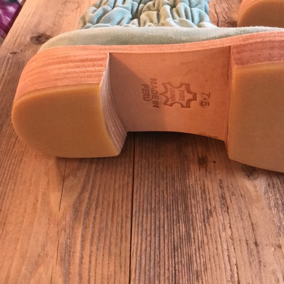 Beklina—Gathered Aya Platform Boots 🥾— NIB - Picture 2 of 7